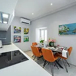 Flores Luxury 아파트 *