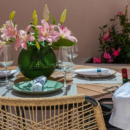 아파트 Flores Luxury