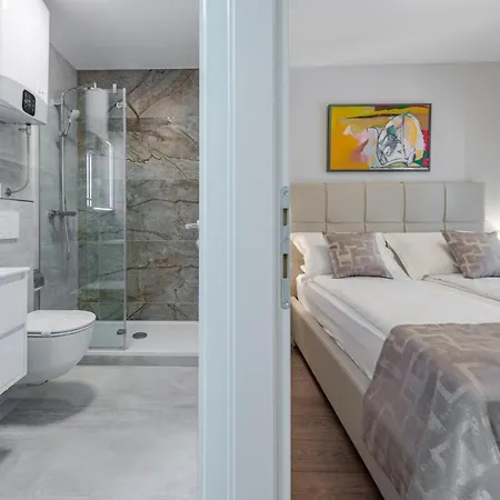 Flores Luxury * Ragusa